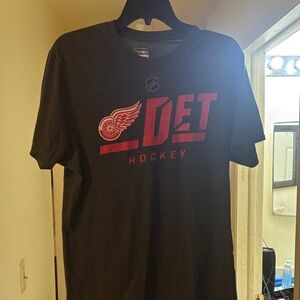 Detroit Red Wings Hockey T-Shirt
